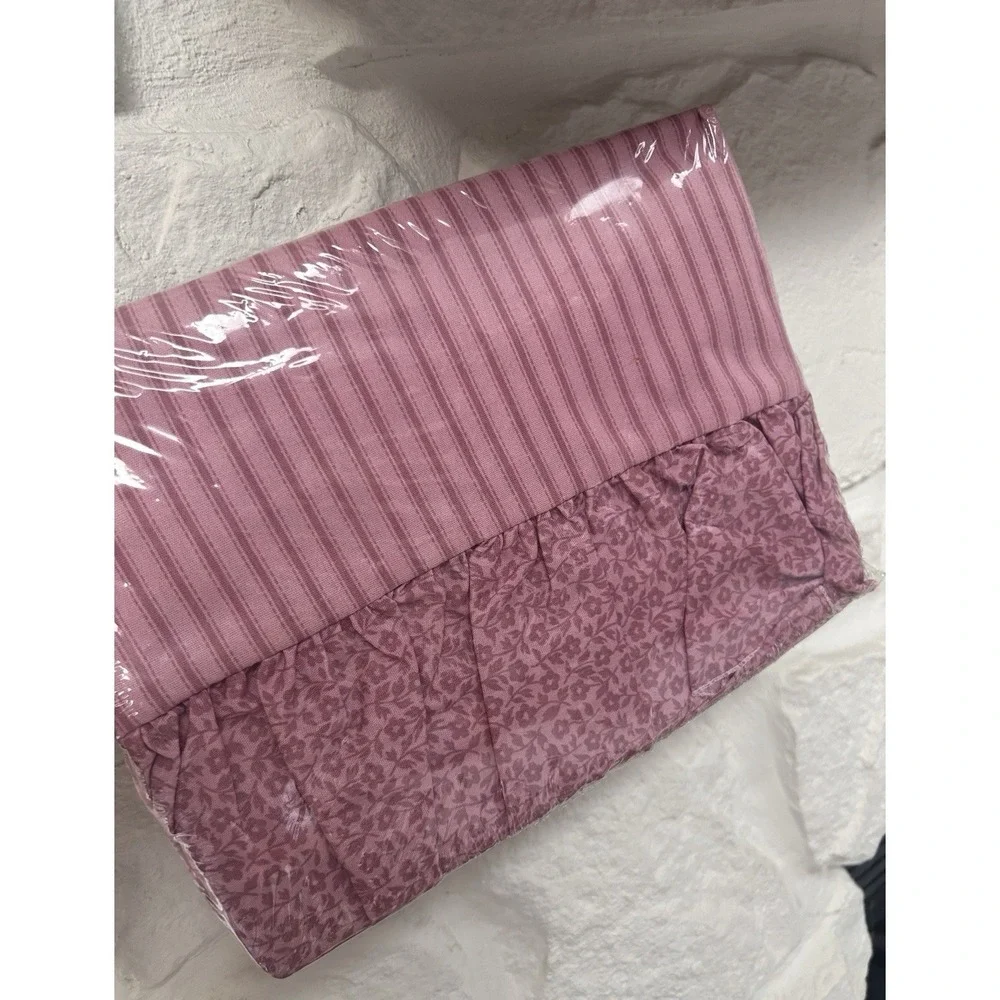 Vtg Dan River 2 Pillow Shams Standard Dusty Pink strip floral Cottage Romantic